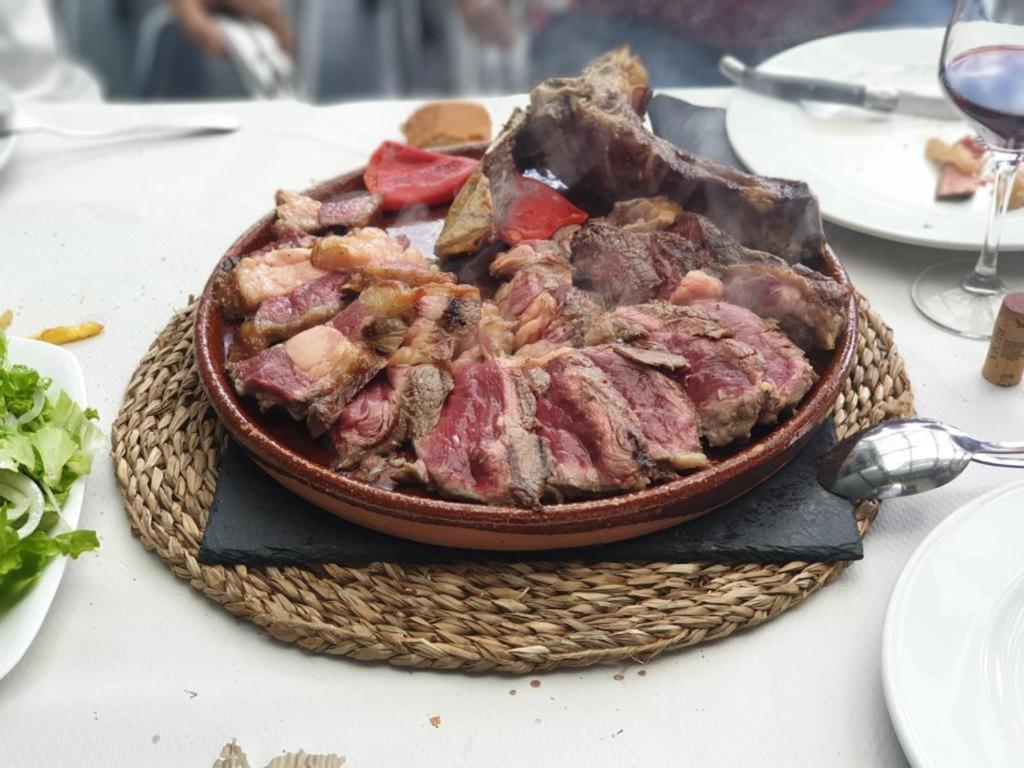 Hostal Cid Ourense Buitenkant foto