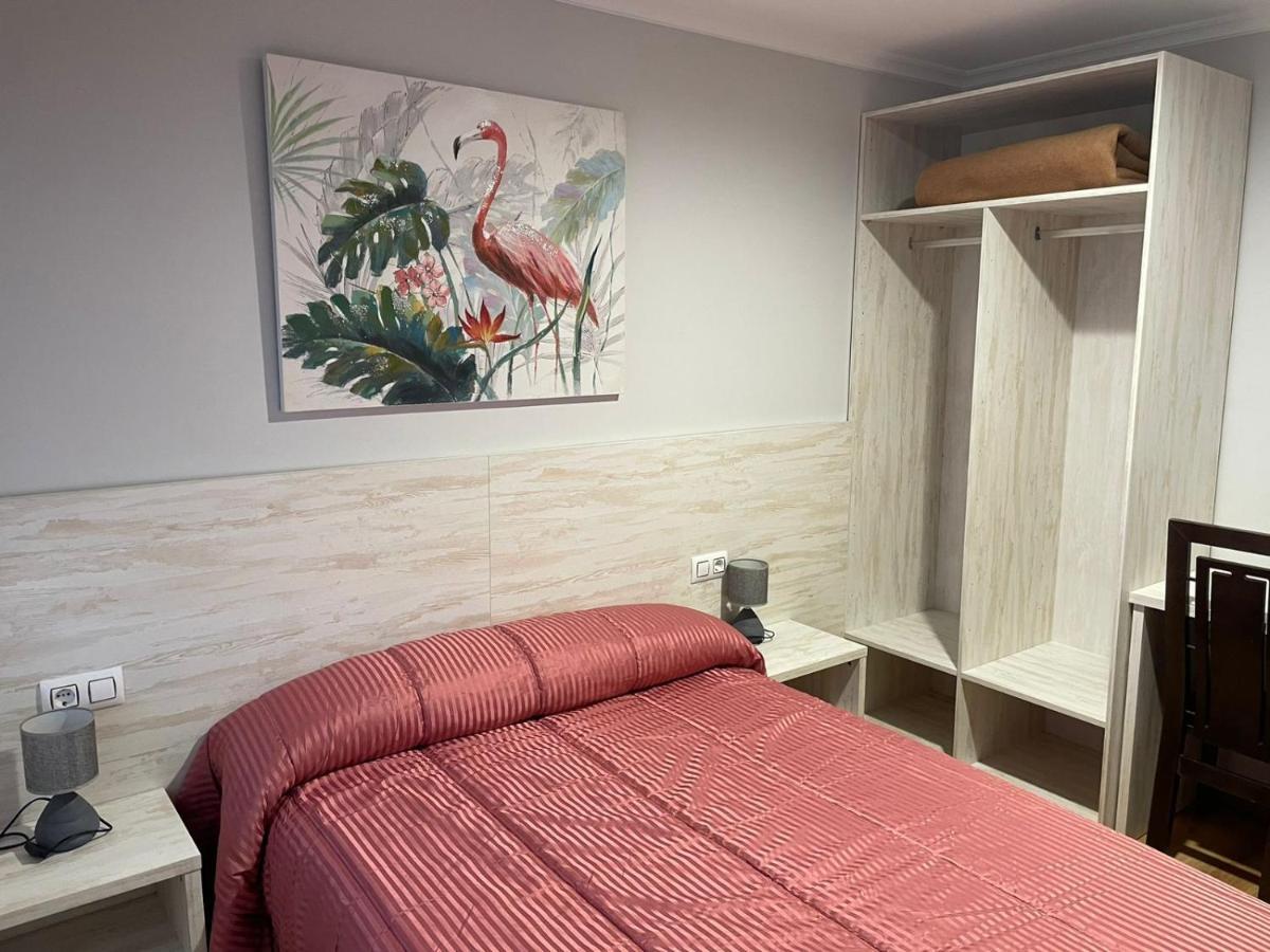 Hostal Cid Ourense Buitenkant foto